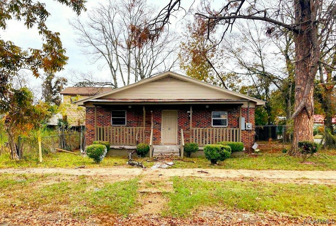 1302 MARTIN LUTHER KING ST, SELMA, AL 36703, photo 1 of 2